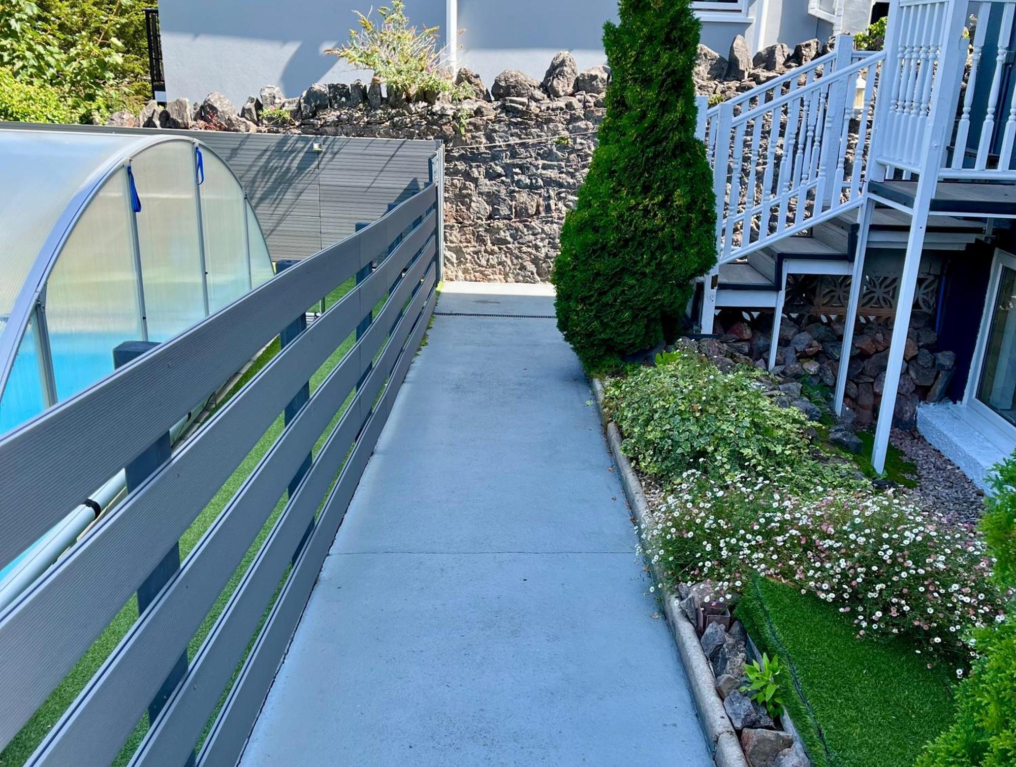 Atlantis Holiday Apartments Torquay Exterior photo
